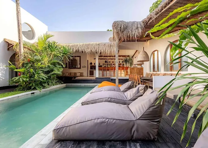 بيت للعطل Elegant 4br Pool Families & Groups