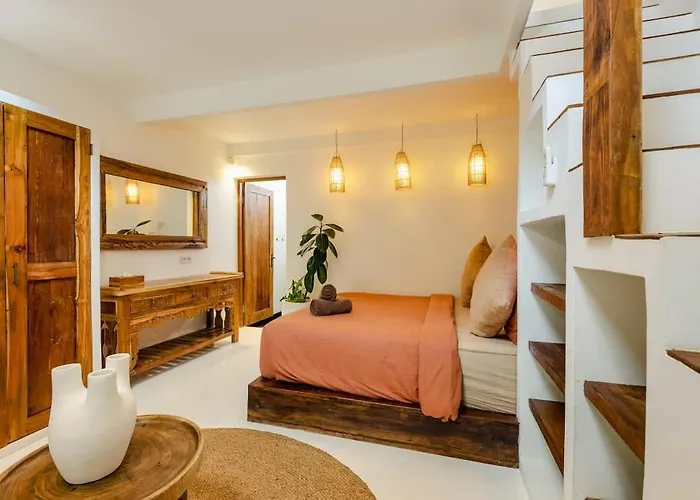 Elegant 4br Pool Families & Groups بيت للعطل
