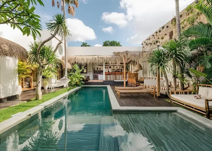 Elegant 4br Pool Families & Groups بيت للعطل